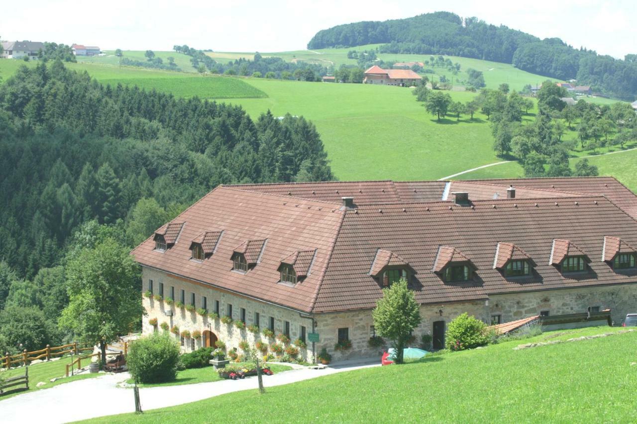 Dorferhof Villa Weistrach Bagian luar foto